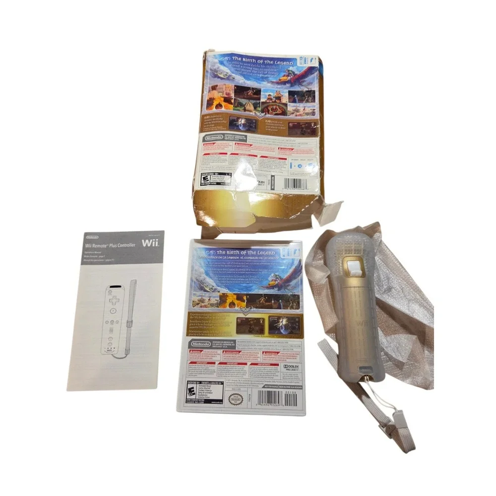 Nintendo Wii The Legend of Zelda Skyward Sword Limited Edition Gold Zelda Remote